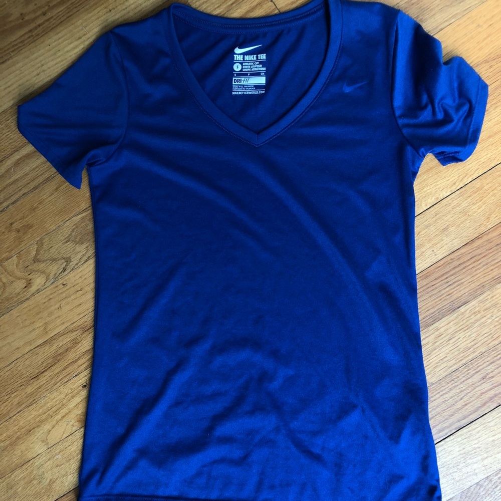 !SOLD! Nike Dri Fit Top